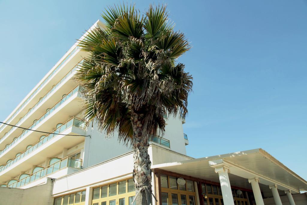 Santa Beach Hotel Agia Triada  Bagian luar foto